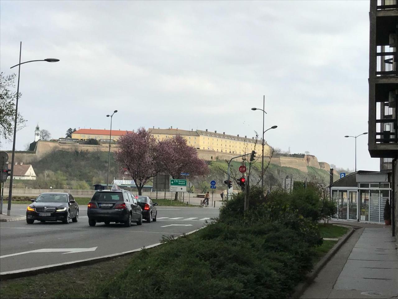 Fortress View Apartment Újvidék Kültér fotó